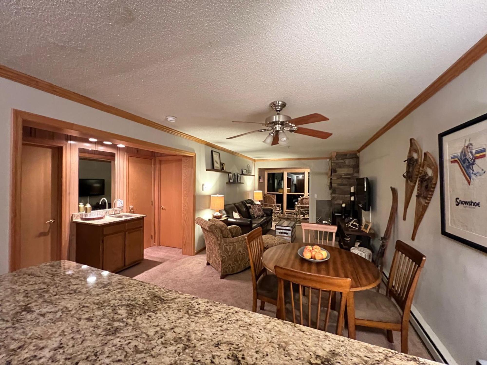 Snowcrest Condo Walking Distance To Slopes Snowshoe Luaran gambar